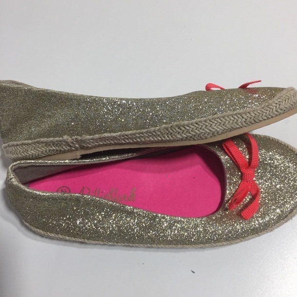 BILLIBLUSH Girls Gold Flats - Picture 4 of 6